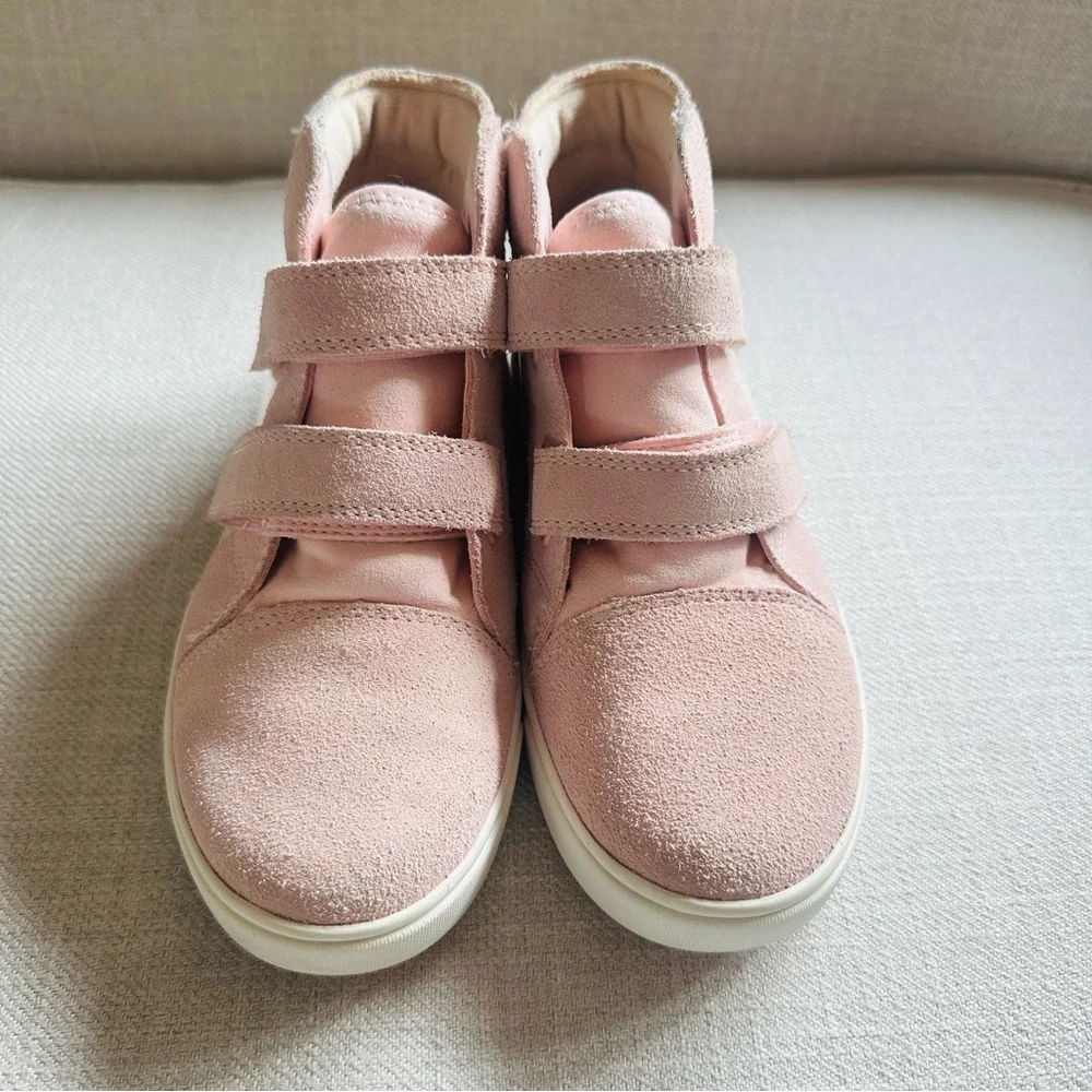 UGG Kids Blush Pink Glitter High-Top Sneaker size 2 Youth